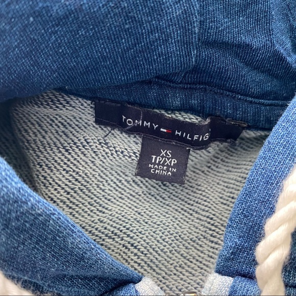 Tommy Hilfiger Sweater - Picture 2 of 3